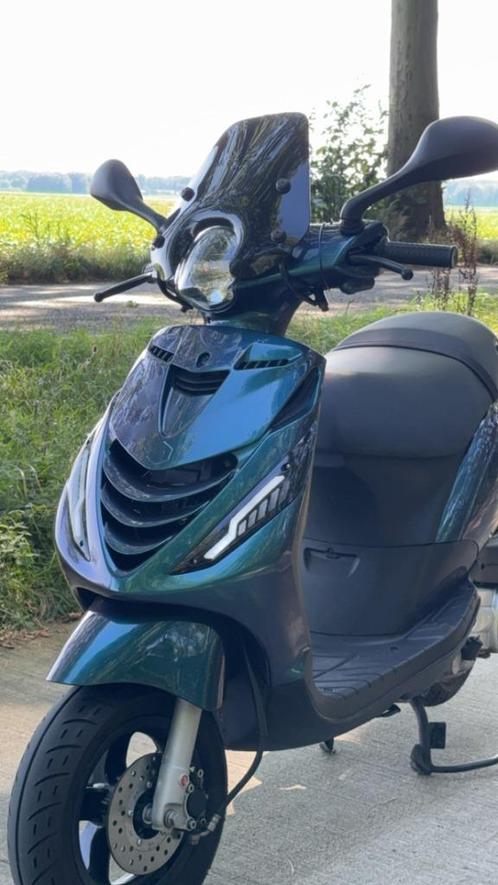 WAARDEPEILING Piaggio Zip E5 2024, Fietsen en Brommers, Scooters | Piaggio, Zo goed als nieuw, Zip, Maximaal 45 km/u, Benzine