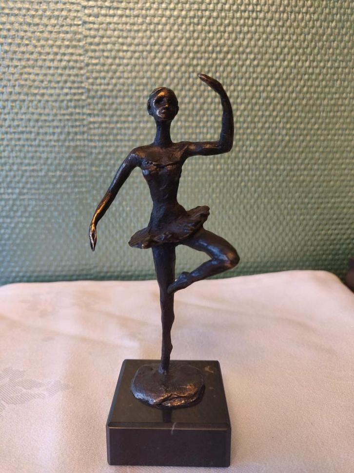 Bronzen ballerina beeldje / Oprichting Rabobank Cultuurbank, Antiek en Kunst, Kunst | Beelden en Houtsnijwerken, Ophalen