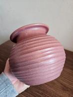 Vintage keramiek design vaas ribvaas ribbelvaas geribd roze, Gebruikt, Overige kleuren, Aardewerk of Porselein, Ophalen of Verzenden