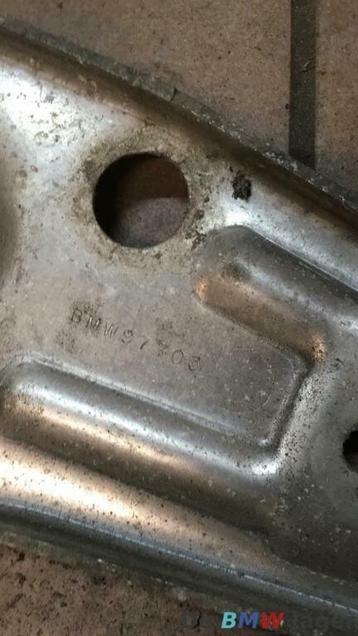 Subframe steun achter BMW X5 X6 E7X F15 F16 F85 F86 97703 beschikbaar voor biedingen