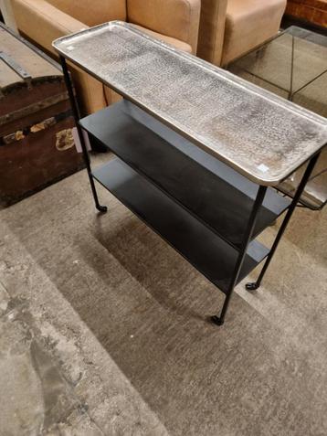 Side table op wielen NIEUW!- Zuiver beschikbaar voor biedingen