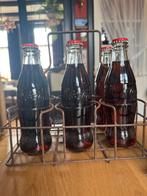 Oude Coca cola flesjes in ijzeren mand, Ophalen of Verzenden, Gebruikt