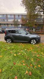 Kia Soul 64kWh 204pk Aut 2021 Grijs, Auto's, Kia, Stof, Euro 6, 44 min, 1657 kg