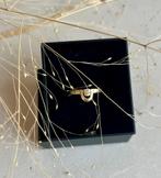 14 karaats gouden ring met zirkonia steen, Ophalen of Verzenden, Zo goed als nieuw, 17 tot 18, Dame