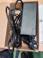 E-Motion Acculader 42v 2a aglc084v42s 5pins, Ophalen of Verzenden, Zo goed als nieuw