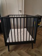 Zwarte Box inclusief boxmatras, Kinderen en Baby's, Boxen, Ophalen, Gebruikt