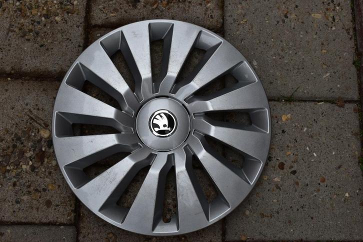 1 losse originele wieldop Skoda Octavia 16 inch, Auto diversen, Wieldoppen, Gebruikt, Ophalen of Verzenden