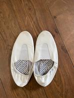 Turn schoenen maat 41, Sport en Fitness, Turnen, Maat 36 t/m 42, Ophalen of Verzenden, Zo goed als nieuw, Turnschoenen