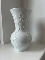 Vintage bloemenvaas KPM Royal Bavaria, Antiek en Kunst, Ophalen of Verzenden