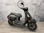 PIAGGIO GTS 300 SUPER SPORT (bj 2023), Motoren, Motoren | Piaggio, Scooter, Bedrijf, Onbekend, Onbekend