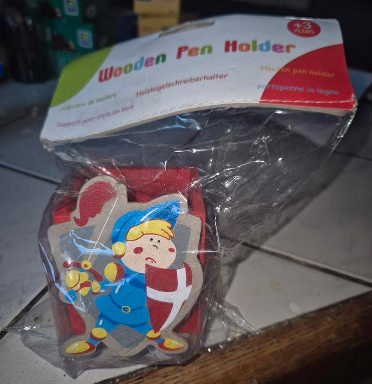 Houten Pennenbakje met Clip - Nieuw, Kinderen en Baby's, Speelgoed | Educatief en Creatief, Nieuw, Knutselen, Ophalen of Verzenden