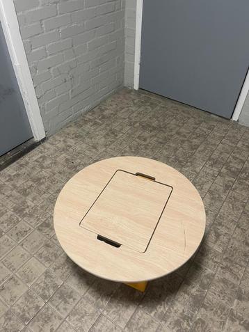Uniek houten bierkrat tafel beschikbaar voor biedingen
