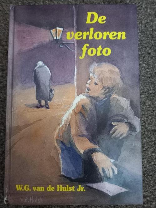 De verloren foto - W.G. van de Hulst jr - Avi 7, Boeken, Kinderboeken | Jeugd | onder 10 jaar, Gelezen, Fictie algemeen, Ophalen of Verzenden