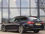 BMW 5 Serie Touring M550d xDrive M Sport | HUD | ACC | Harma, Auto's, BMW, Automaat, Gebruikt, 2993 cc, 2000 kg