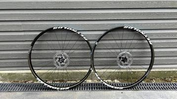 Reynolds TR309c MTB wielen carbon beschikbaar voor biedingen