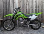 (Nieuw) Kawasaki klx140 r 2023 pitbike Kindercrosser, Ophalen, Zo goed als nieuw