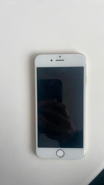 Iphone 6 16 GB GOLD beschikbaar voor biedingen