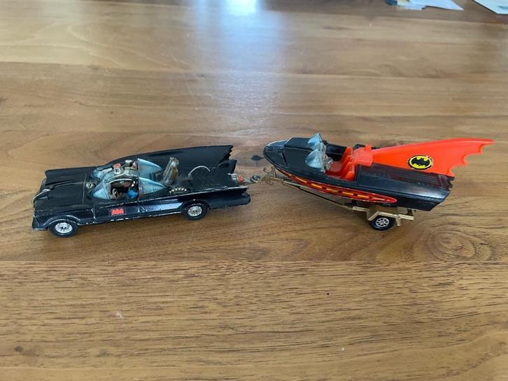 Batmobile  (Batman) met Boot Corgi Toys (model 1966), Hobby en Vrije tijd, Modelauto's | 1:43, Gebruikt, Auto, Corgi, Ophalen