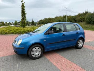 Volkswagen Polo 1.2 47KW 2002 Blauw beschikbaar voor biedingen