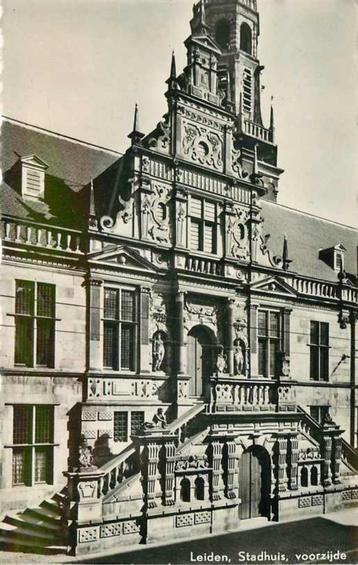 (377-027-009) Leiden Stadhuis beschikbaar voor biedingen
