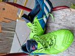 Voetbal schoenen, Eén persoon, Augustus