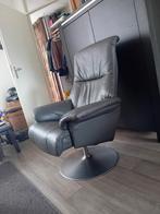HJORT KNUDSEN  DRAAISTOEL LEER. DENMARK, Huis en Inrichting, Fauteuils, Ophalen, Zo goed als nieuw, Leer, 50 tot 75 cm