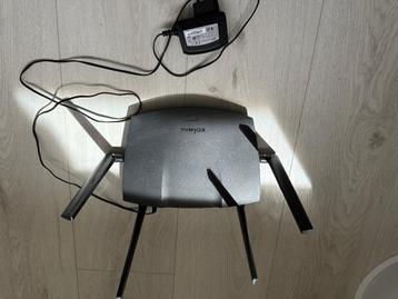 edimax router RA21S beschikbaar voor biedingen