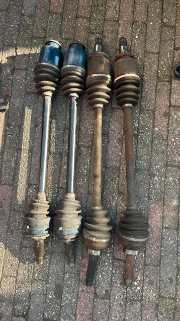 Subaru impreza gtt aandrijf assen beschikbaar voor biedingen