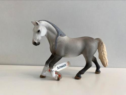 Schleich 72089 Exclusive Lipizzaner, Verzamelen, Dierenverzamelingen, Beeldje of Figuurtje, Paard, Ophalen of Verzenden