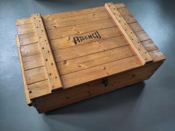 Industriële houten kist, salontafel, opbergkist - Zweeds beschikbaar voor biedingen