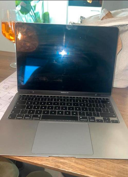 Defect: moederbord dient vervangen te worden, Computers en Software, Chromebooks, Zo goed als nieuw, 13 inch, 8 GB, 256 GB of meer