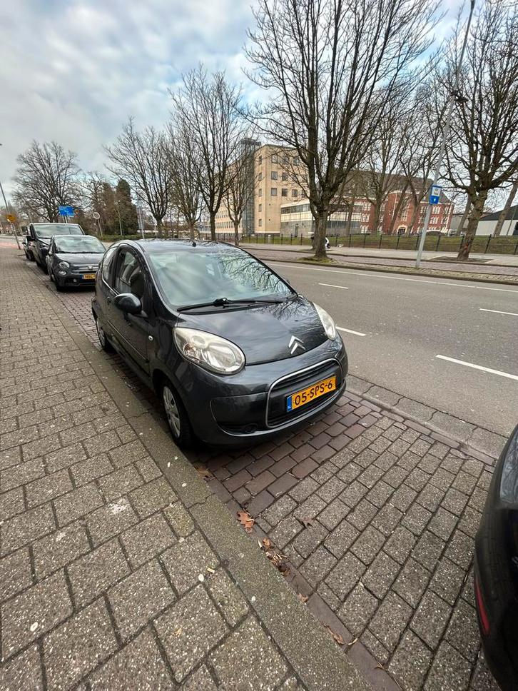 Citroën C1 1.0 3-DRS 2011 Grijs, Auto's, Citroën, Particulier, C1, ABS, Airbags, Airconditioning, Radio, Benzine, A, Hatchback