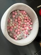 Ballenbak met ongeveer 200 ballen, Ophalen, Zo goed als nieuw, Meisje
