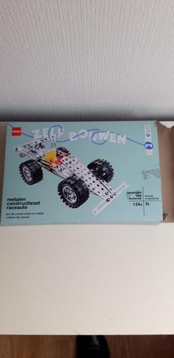 metalen constructieset raceauto van de Hema beschikbaar voor biedingen