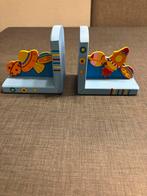 Twee leuke houten boeken steunen blauw met figuurtjes, Ophalen of Verzenden, Zo goed als nieuw