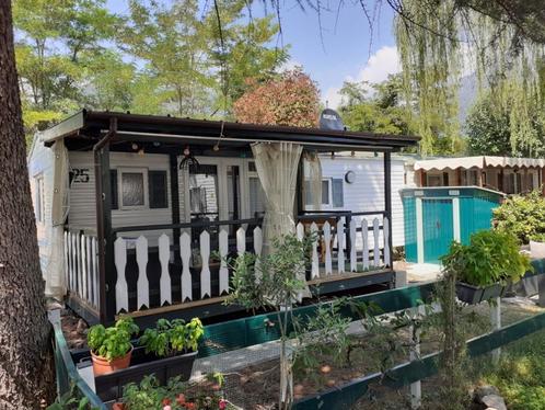 Te koop mooie 4-persoons mobile home in Porlezza Italië, Vakantie, Campings, Recreatiepark, Aan meer of rivier, In bergen of heuvels
