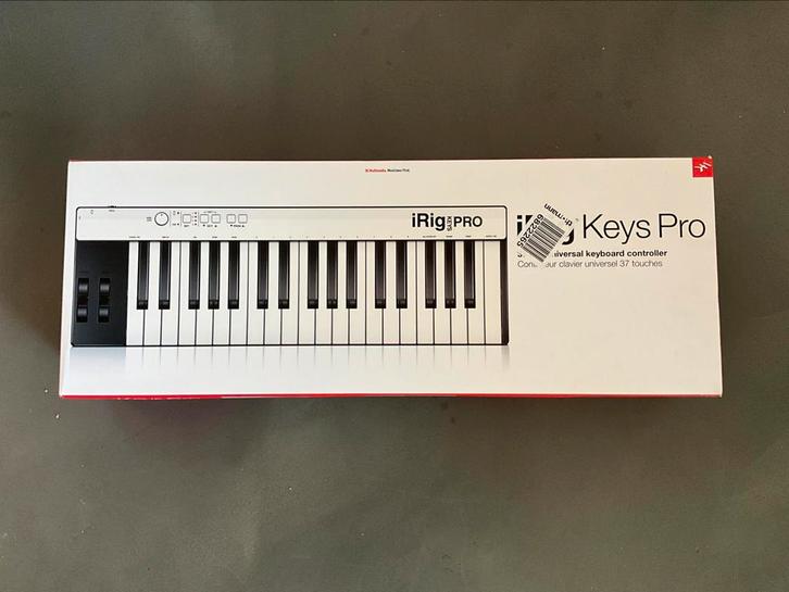 iRig Keys Pro 37 key universal keyboard controller, Muziek en Instrumenten, Midi-apparatuur, Gebruikt, Ophalen of Verzenden