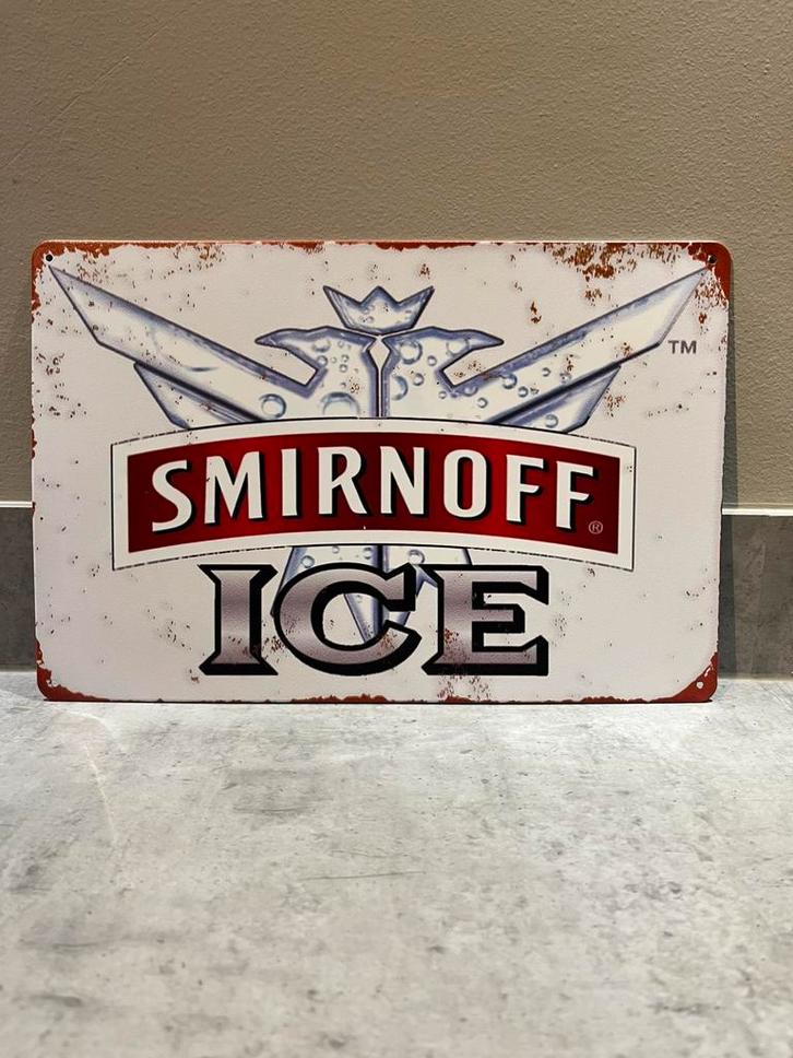 Mancave Bar Café Wanddecoratie metalen bordje Smirnoff Ice, Verzamelen, Merken en Reclamevoorwerpen, Zo goed als nieuw, Reclamebord