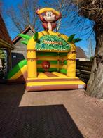 Springkussen met glijbaan te huur!, Hobby en Vrije tijd, Feestartikelen | Verhuur, Ophalen of Verzenden, Zo goed als nieuw, Overige
