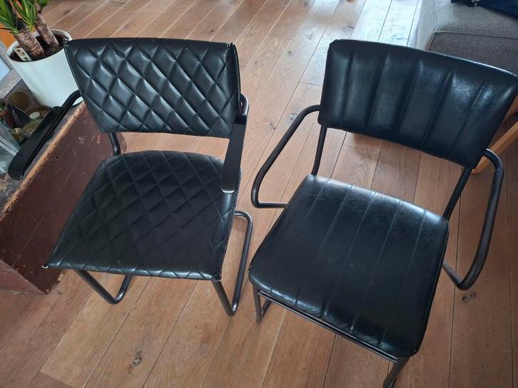 6 diverse eetkamerstoelen - setprijs, Huis en Inrichting, Stoelen, Gebruikt, Vijf, Zes of meer stoelen, Kunststof, Stof, Grijs