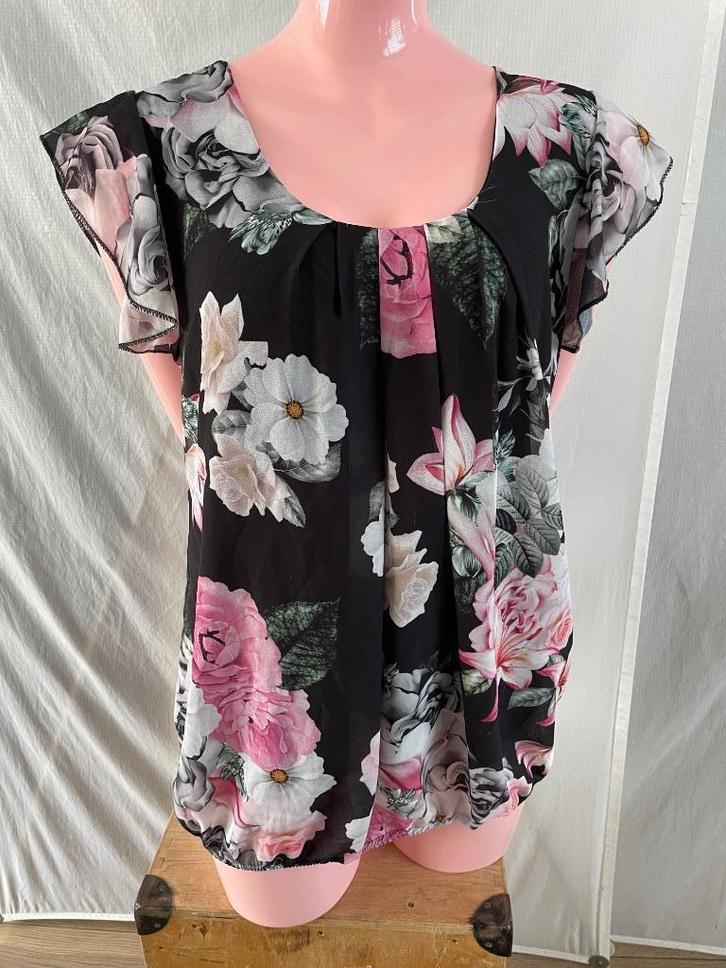 Bloemen tuniek – Maat 38/40, Kleding | Dames, Blouses en Tunieken, Zo goed als nieuw, Maat 38/40 (M), Overige kleuren, Ophalen of Verzenden