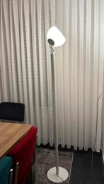 Staandelamp, Huis en Inrichting, Lampen | Vloerlampen, Ophalen, Zo goed als nieuw, Overige materialen, 150 tot 200 cm