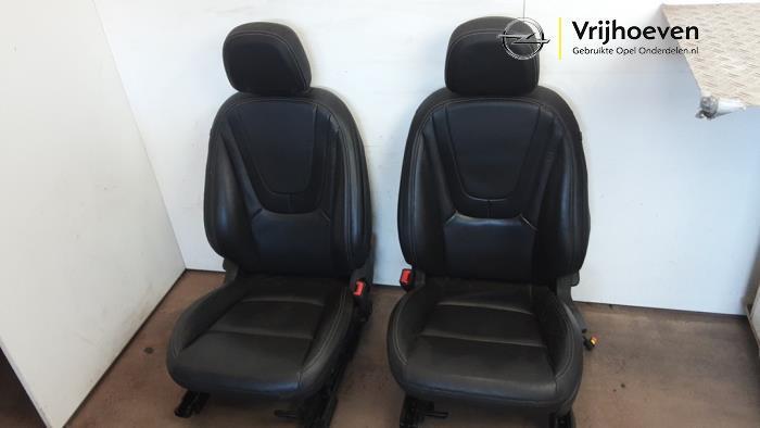 Bekleding Set (compleet) van een Opel Ampera (Ampera 11-), Auto-onderdelen, Interieur en Bekleding, Opel, Gebruikt, 3 maanden garantie