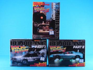Back To The Future Time Machine I, II & III modelkit MIMB beschikbaar voor biedingen