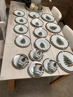 4 delig  kerst servies vintage, Ophalen, Zo goed als nieuw