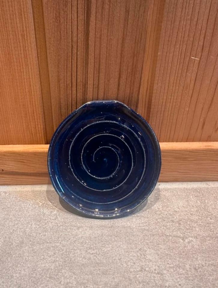 Hangemaakte spatelhouder, Huis en Inrichting, Keuken | Servies, Nieuw, Kop(pen) en/of Schotel(s), Overige stijlen, Keramiek, Ophalen of Verzenden