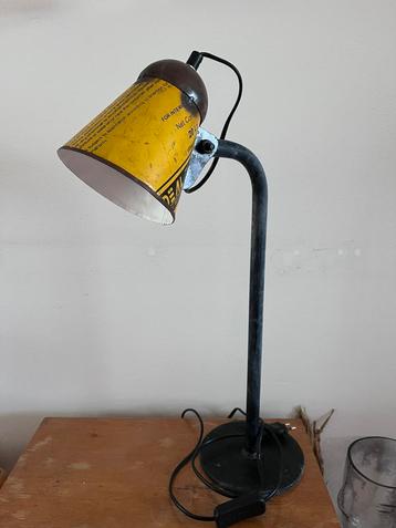 Leuke stoere industriele retro/vintage tafellamp! beschikbaar voor biedingen