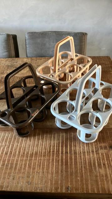 3 curver flessenrek, flessenhouder, flessendrager, retro beschikbaar voor biedingen