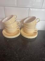 6 gele kop en schotels Hema jaren 90, Huis en Inrichting, Keuken | Servies, Nieuw, Ophalen of Verzenden, Overige stijlen, Kop(pen) en/of Schotel(s)