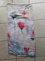 SJAAL OMSLAGDOEK 85/170 cm. zgan MALEISIE, Kleding | Dames, Mutsen, Sjaals en Handschoenen, Ophalen, Zo goed als nieuw, Maat 46/48 (XL) of groter